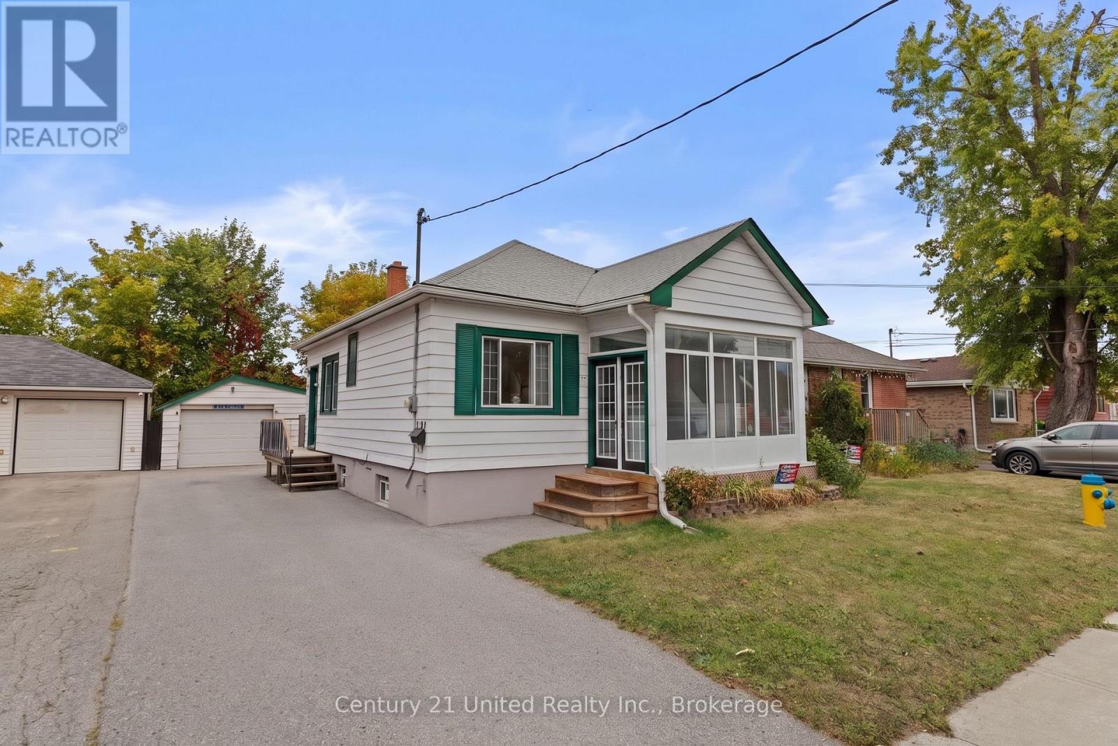 MLS® listing #30344039 for sale located at 528 BRIOUX AVENUE