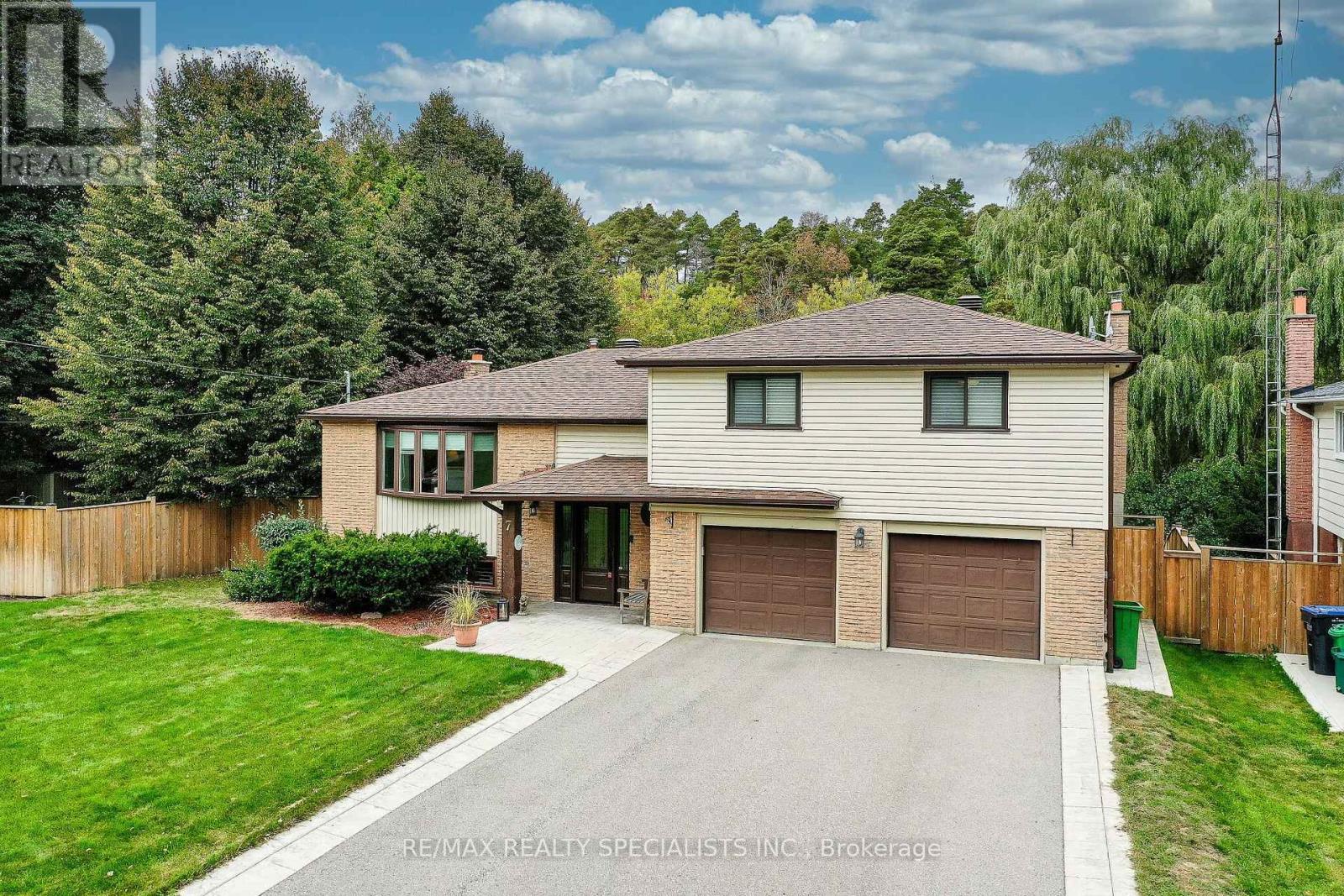 MLS® listing #30345119 for sale located at 7 ORSI ROAD