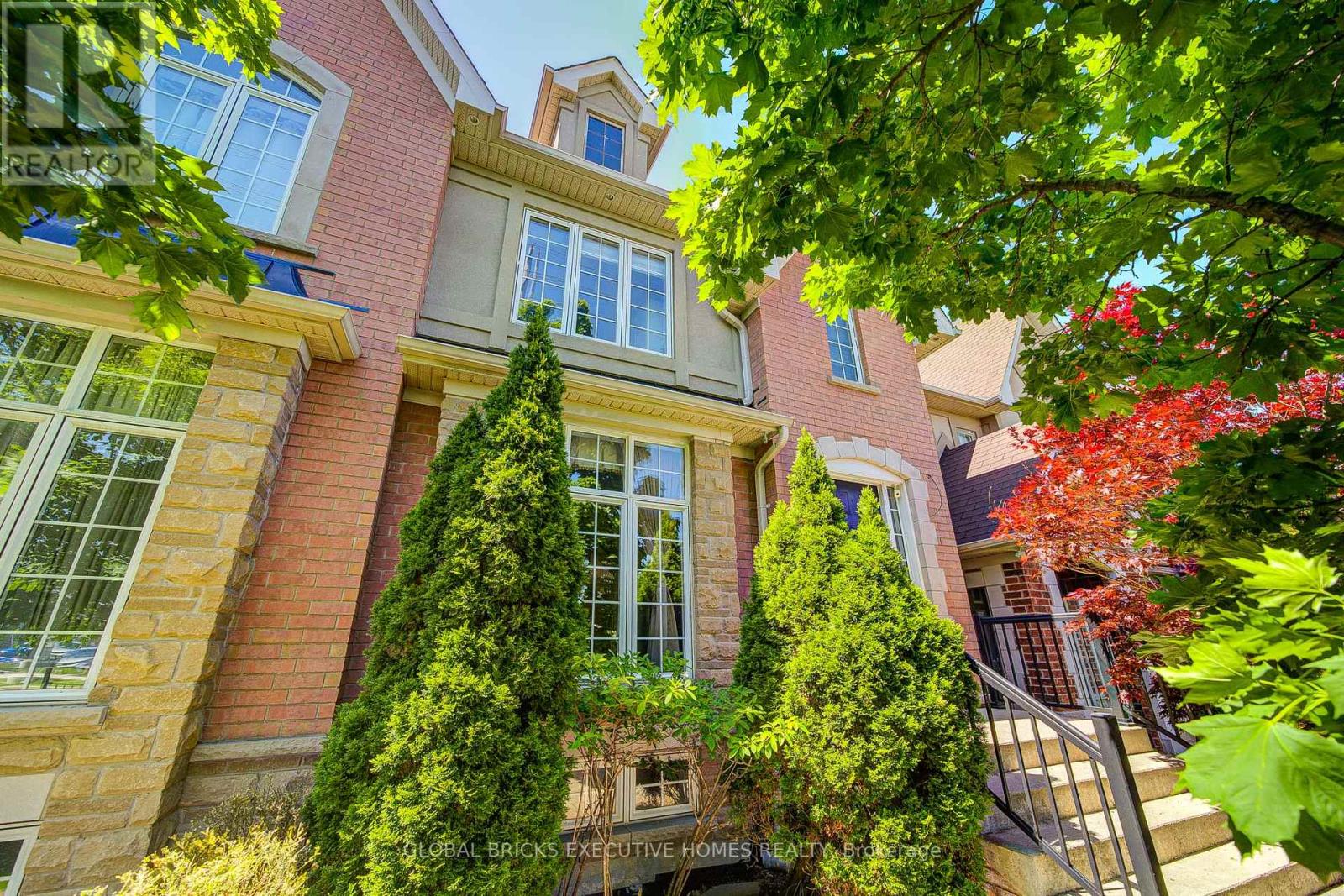 MLS® listing #30345126 for sale located at 3885 EGLINTON AVENUE
