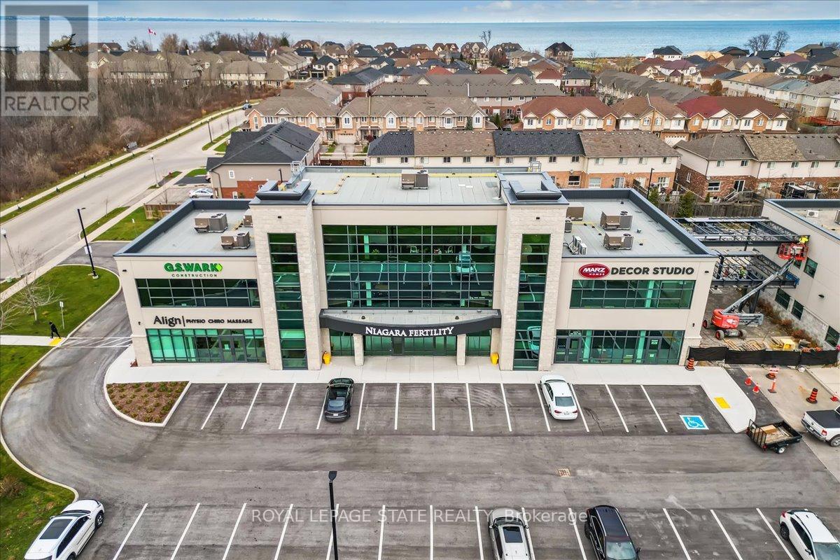 MLS® listing #30345145 for sale located at 821 NORTH SERVICE ROAD