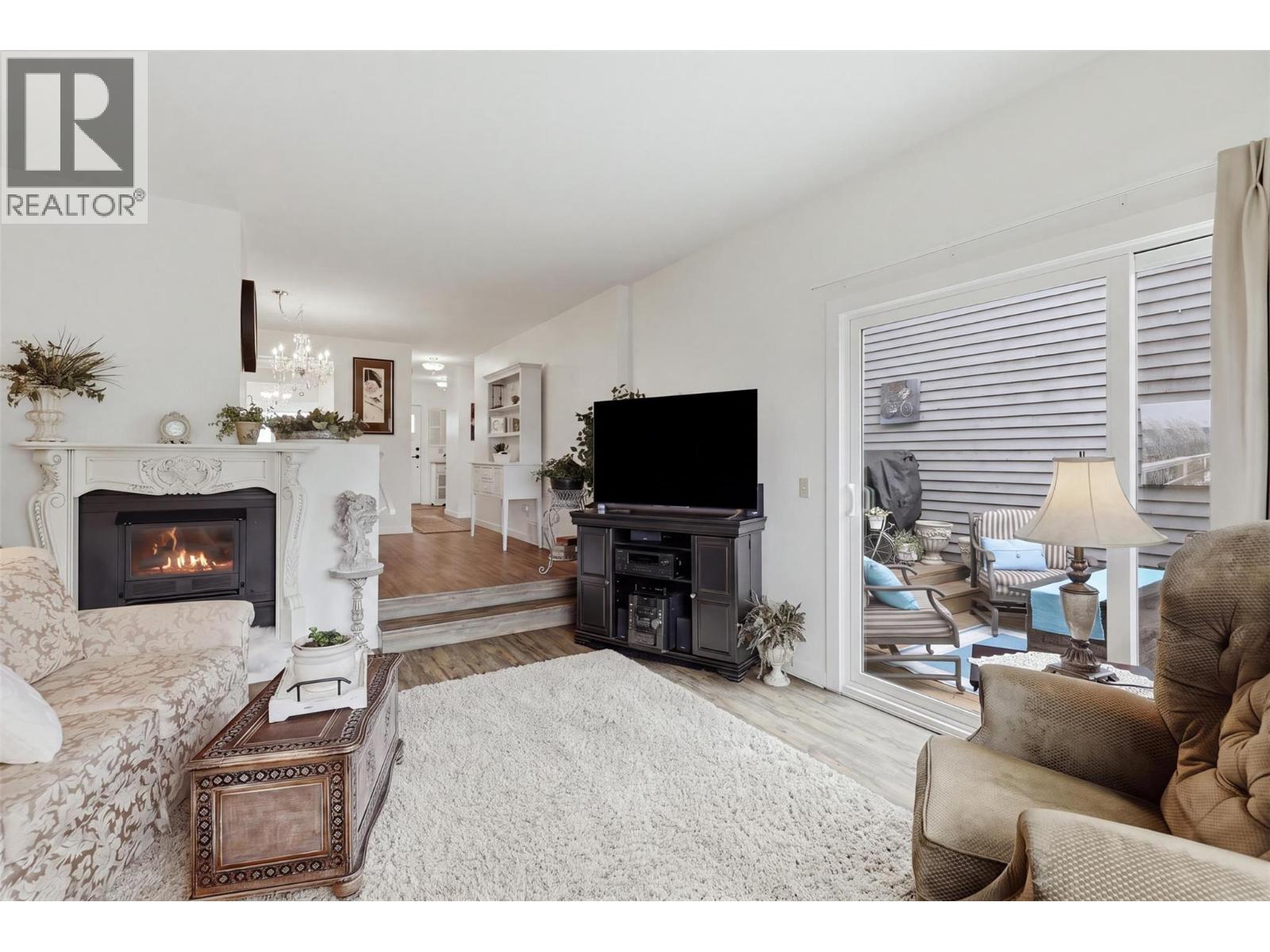 MLS® listing #30346781 for sale located at 1795 Summit Drive Unit# 11