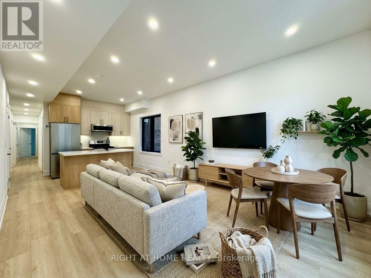 MLS® listing #30347710 for sale located at #2 - 151 GLEDHILL AVENUE