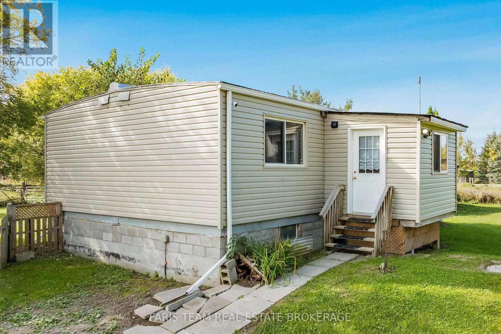 MLS® listing #30348466 for sale located at 4617 CONCESSION ROAD 2 SUNNIDALE