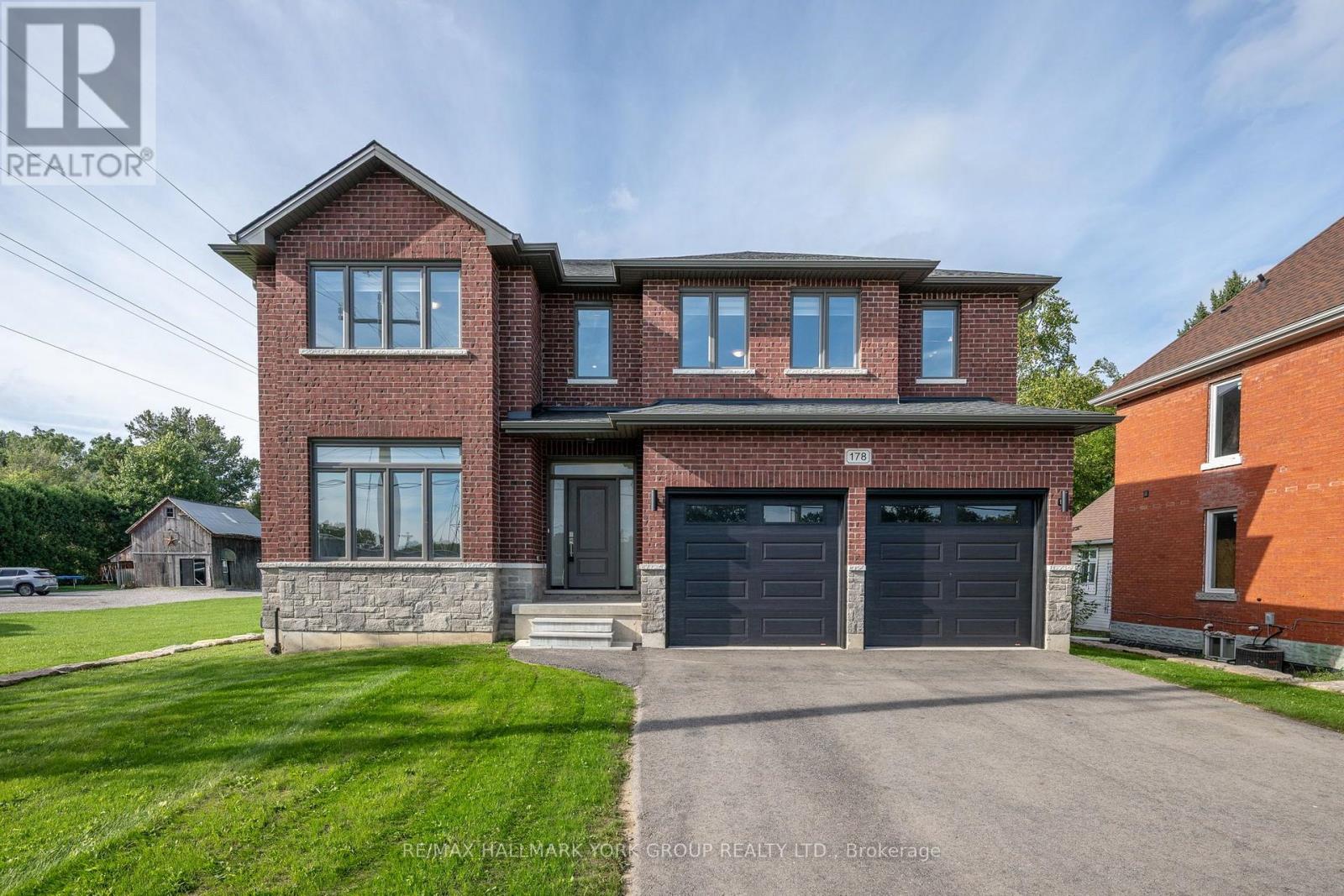 MLS® listing #30348562 for sale located at 178 GRAHAM STREET