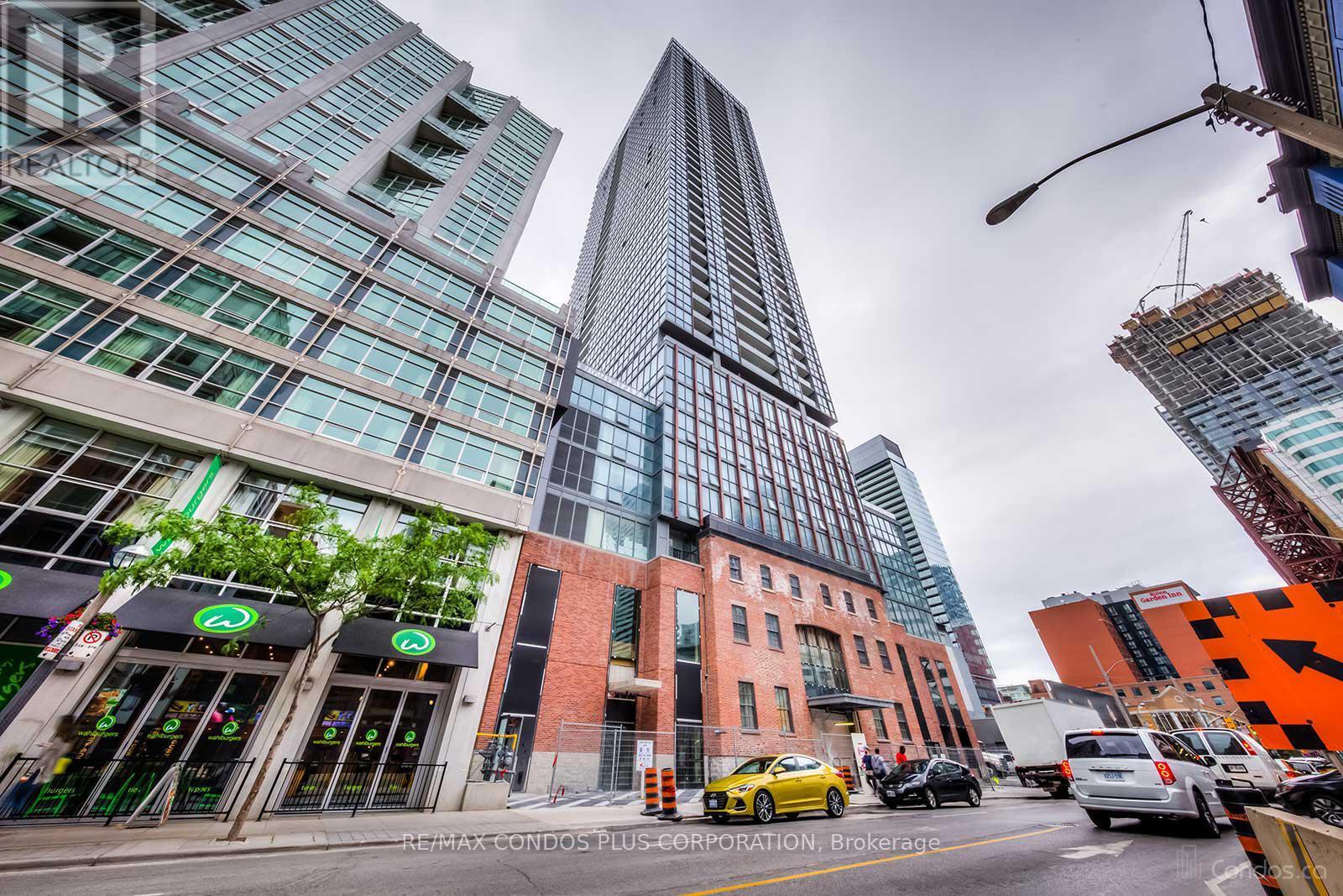 MLS® listing #30349705 for sale located at 2010 - 88 BLUE JAYS WAY
