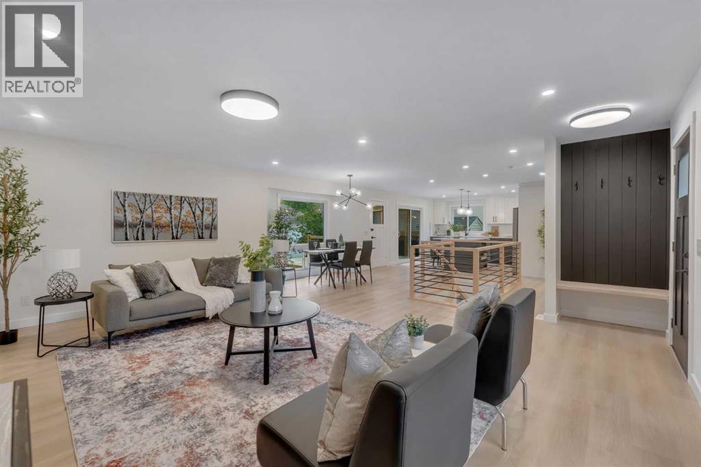MLS® listing #30351729 for sale located at 104 Oakmoor Place SW
