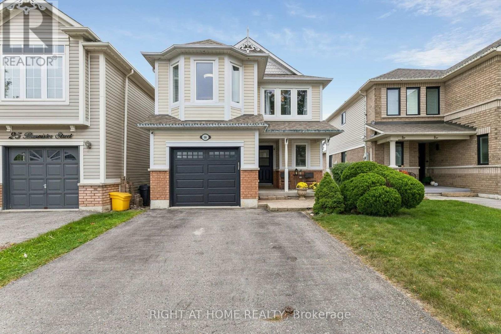 MLS® listing #30354731 for sale located at 29 BANNISTER STREET