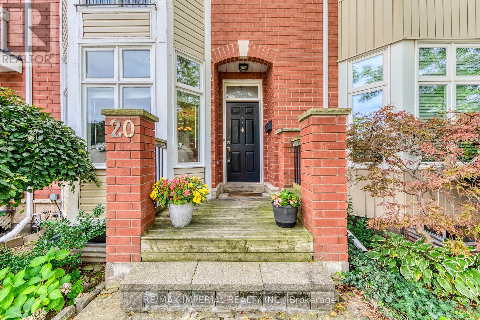 MLS® listing #30354740 for sale located at 20 THE GREENERY