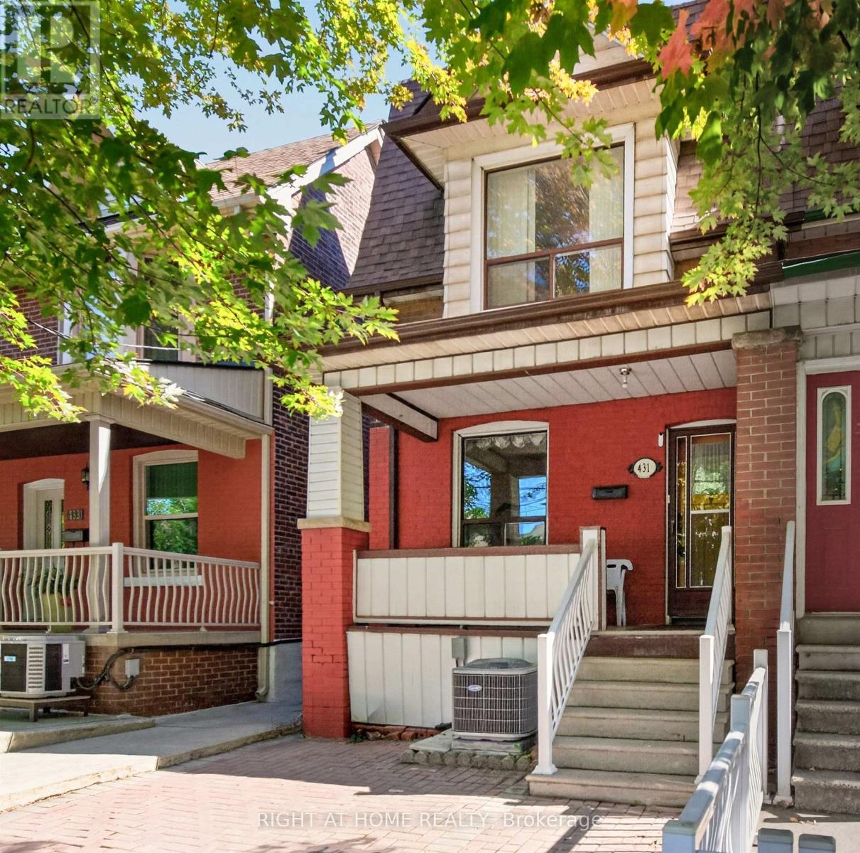 MLS® listing #30355214 for sale located at 431 LANSDOWNE AVENUE
