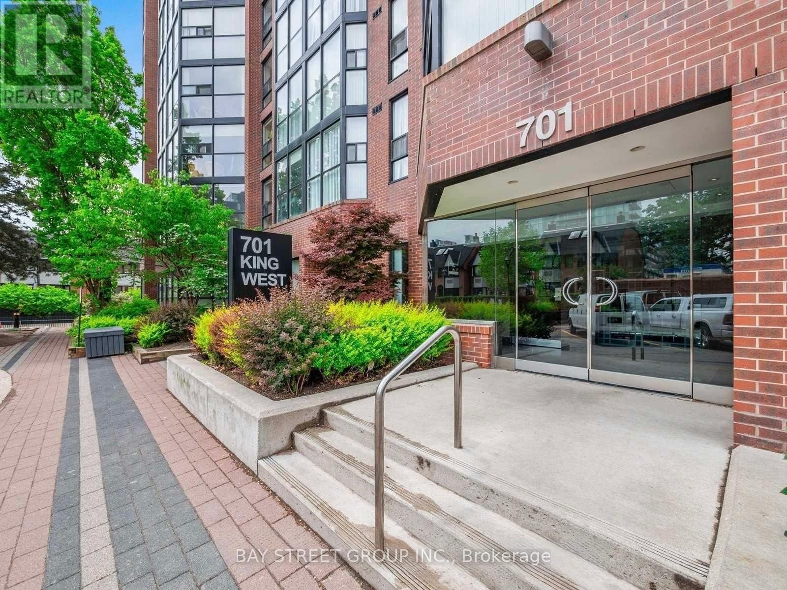 MLS® listing #30355221 for sale located at PH7 - 701 KING STREET W