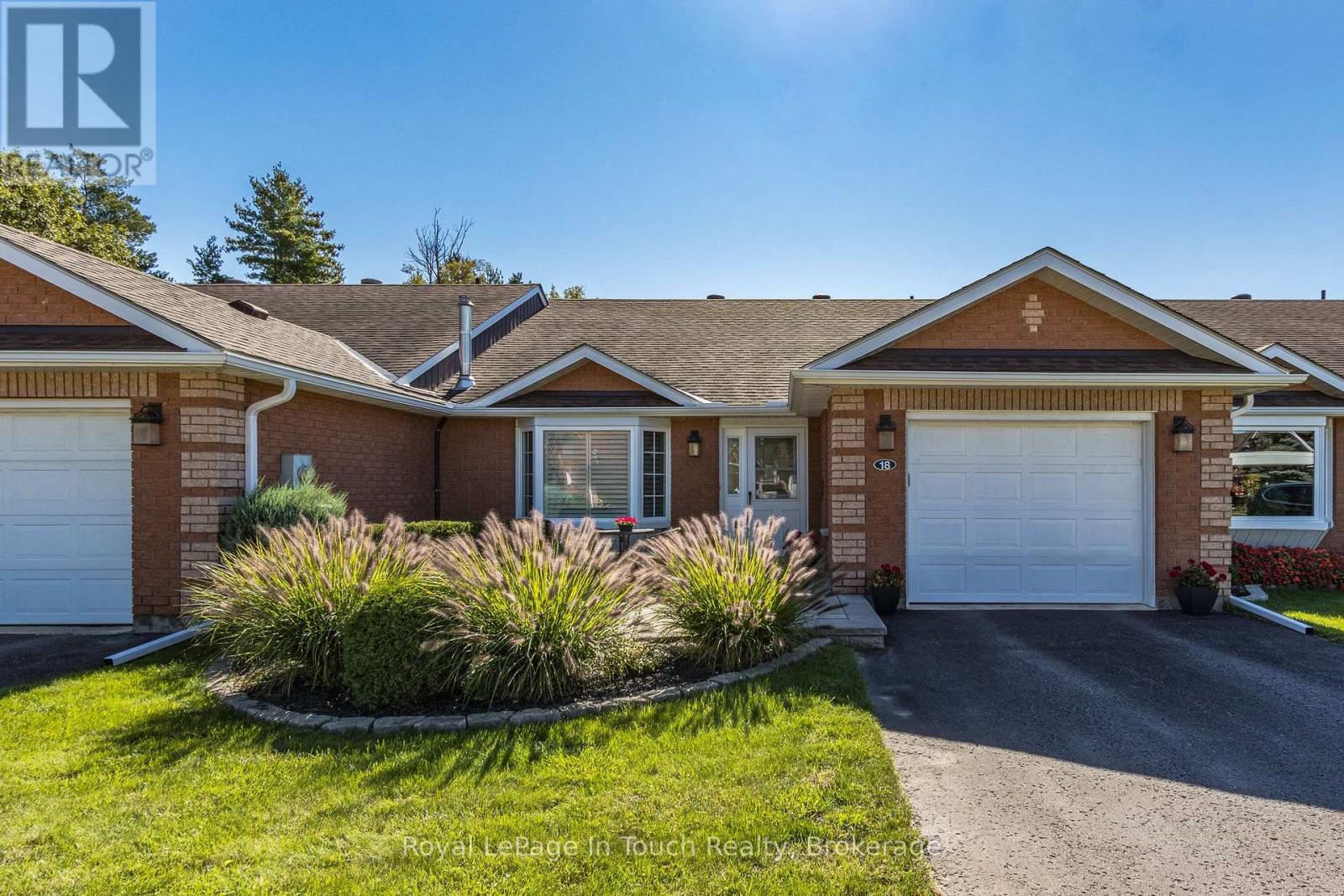 MLS® listing #30355257 for sale located at 18 - 90 BURKE STREET