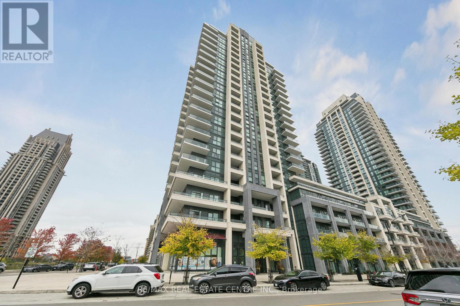 MLS® listing #30355308 for sale located at 1104 - 4085 PARKSIDE VILLAGE DRIVE