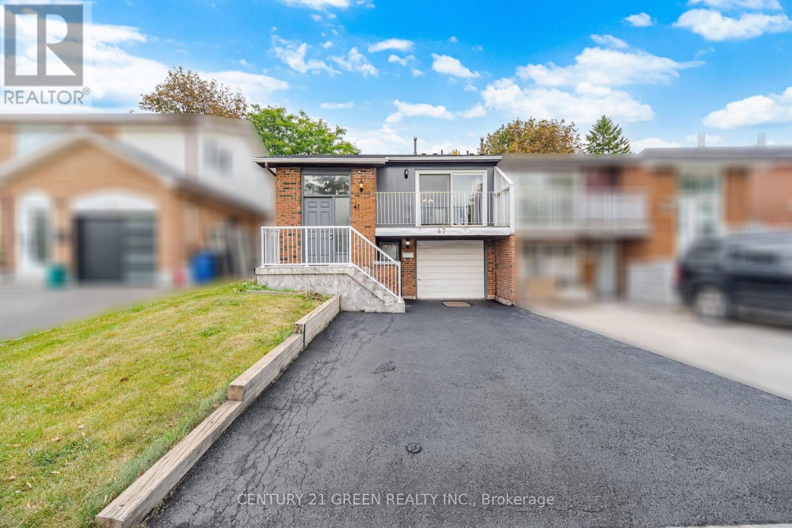 MLS® listing #30355310 for sale located at 47 ASHFORD COURT