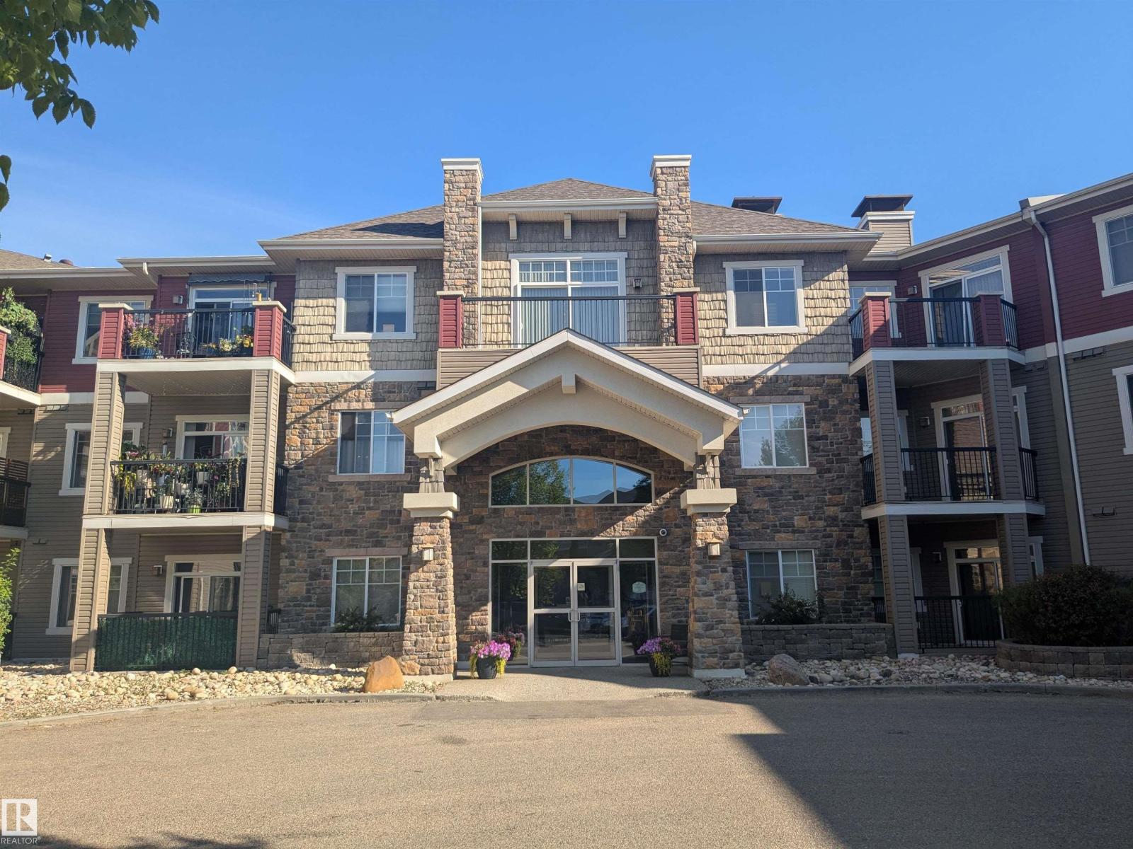 MLS® listing #30355418 for sale located at #118 2503 HANNA CR NW