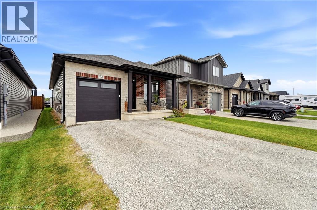 MLS® listing #30355896 for sale located at 226 LAFAYETTE Street E