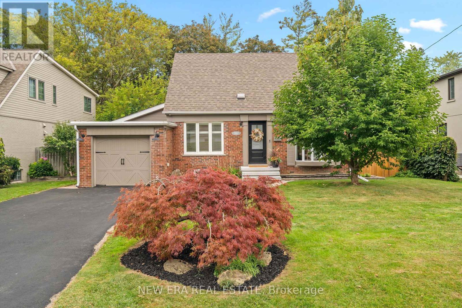 MLS® listing #30356111 for sale located at 2107 RUSSETT ROAD