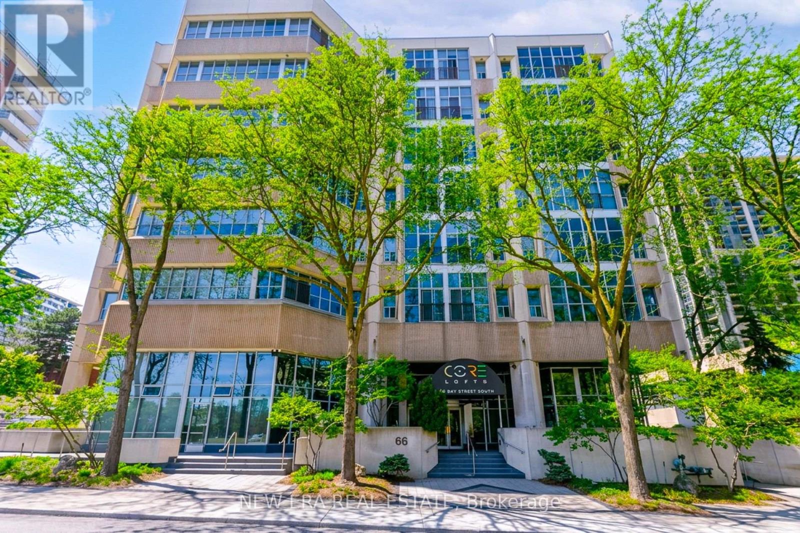 MLS® listing #30356368 for sale located at 414 - 66 BAY STREET S