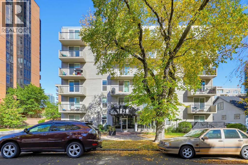 MLS® listing #30356452 for sale located at 302, 1328 13 Avenue SW
