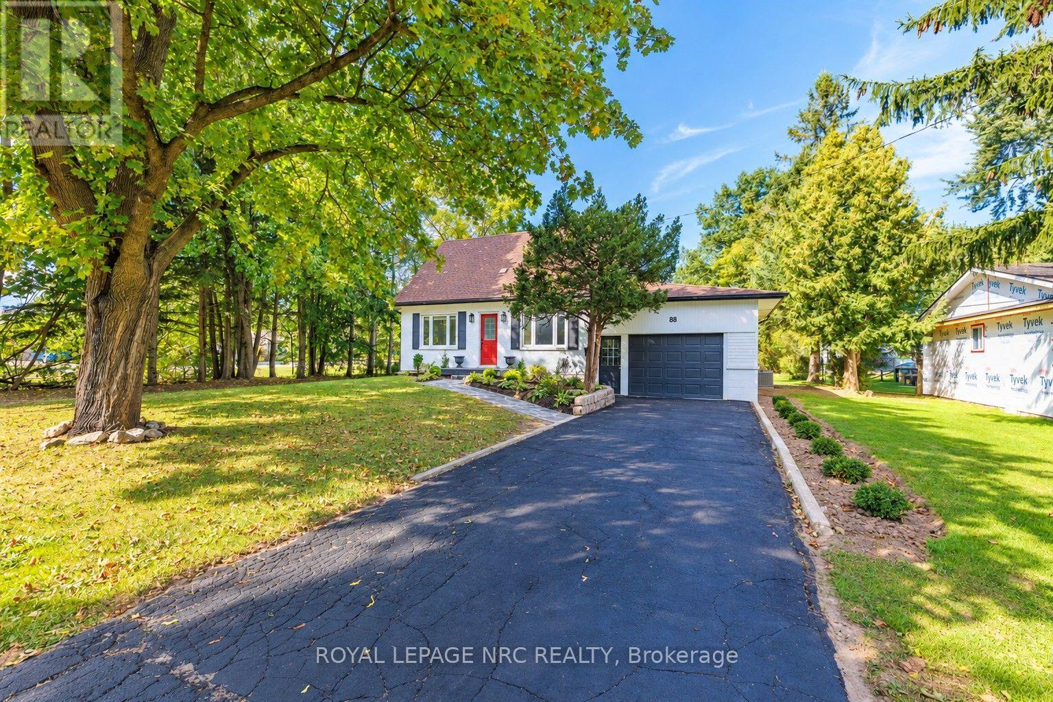 MLS® listing #30356490 for sale located at 88 SUMMERLEA AVENUE