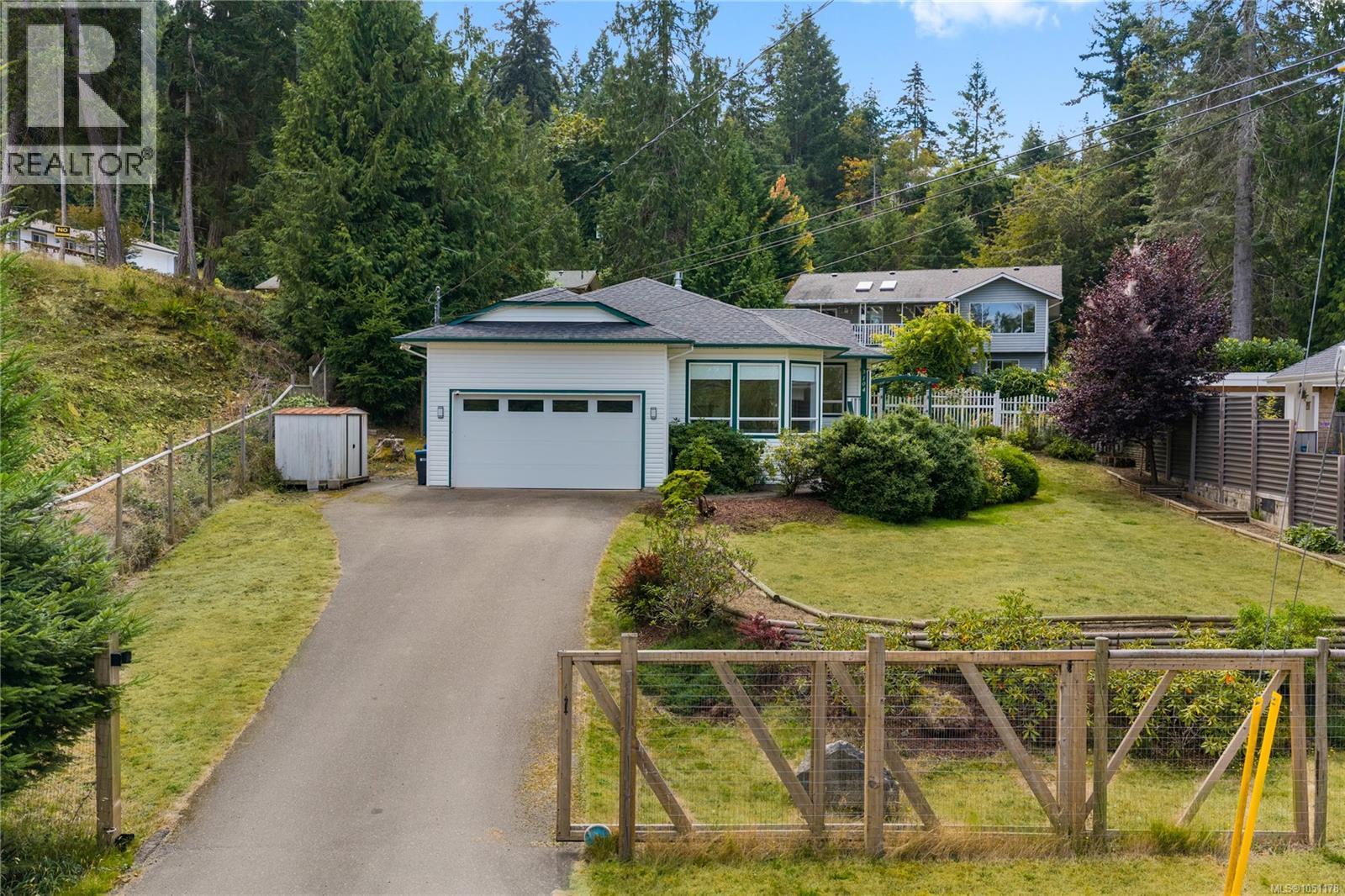 MLS® listing #30356818 for sale located at 3104 Dolphin Dr