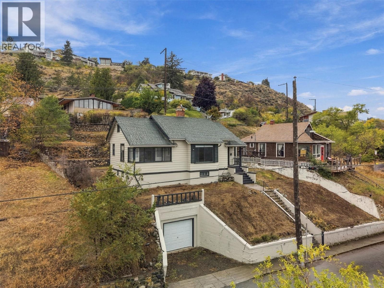 MLS® listing #30357014 for sale located at 275 SEYMOUR W Street