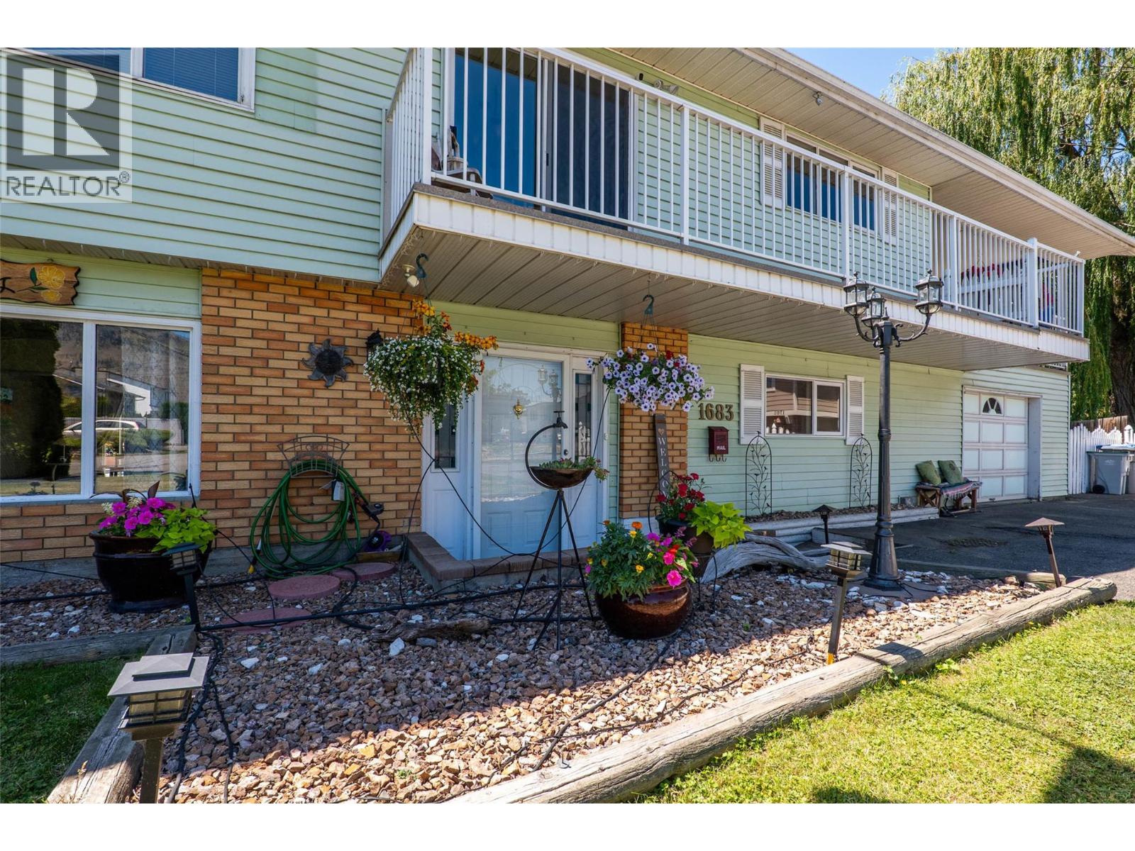 MLS® listing #30358417 for sale located at 1683 SHERIDAN Drive