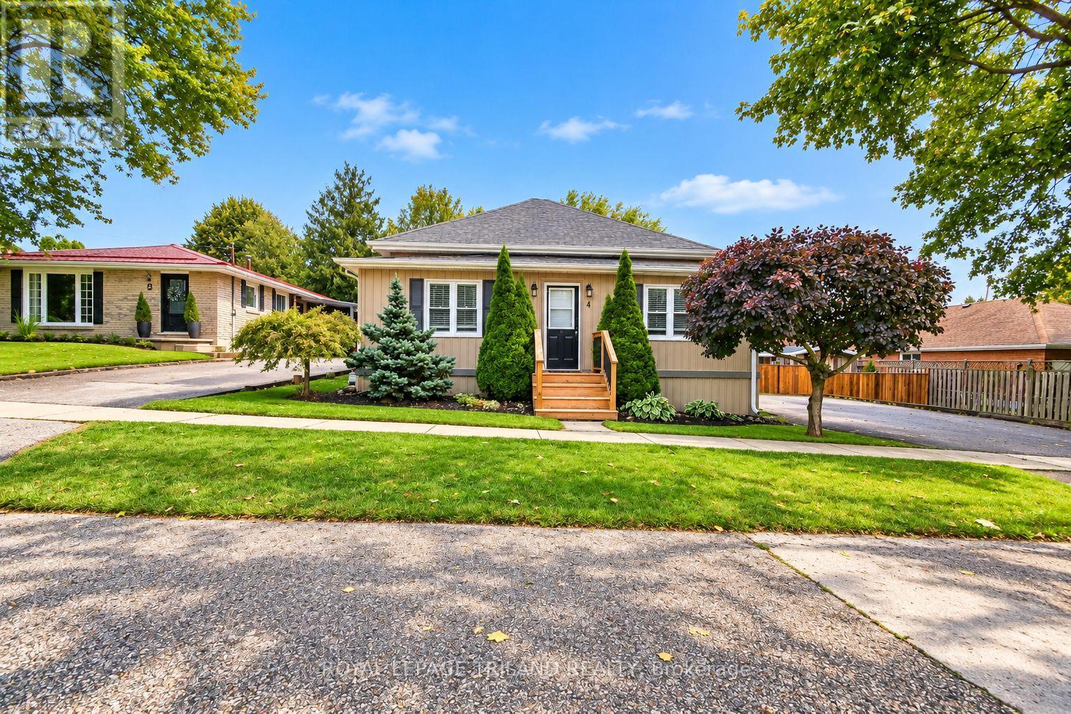 MLS® listing #30361557 for sale located at 4 MARY STREET