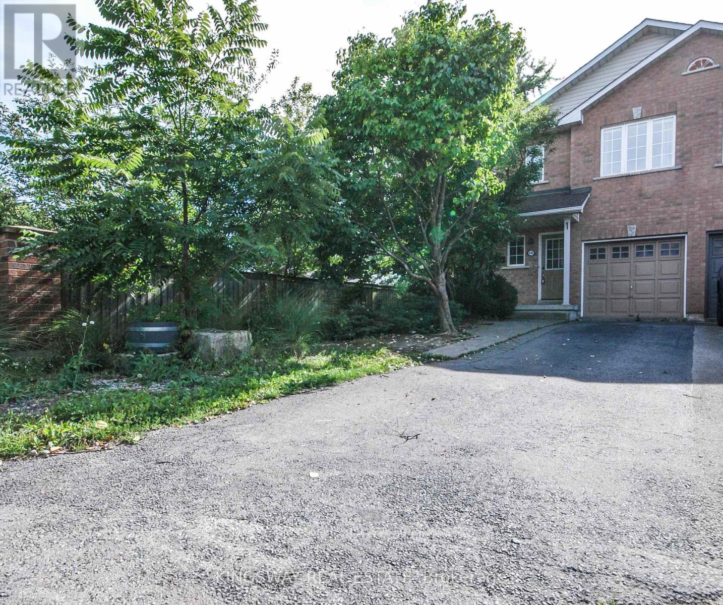 MLS® listing #30361735 for sale located at 610 ANGELA COURT