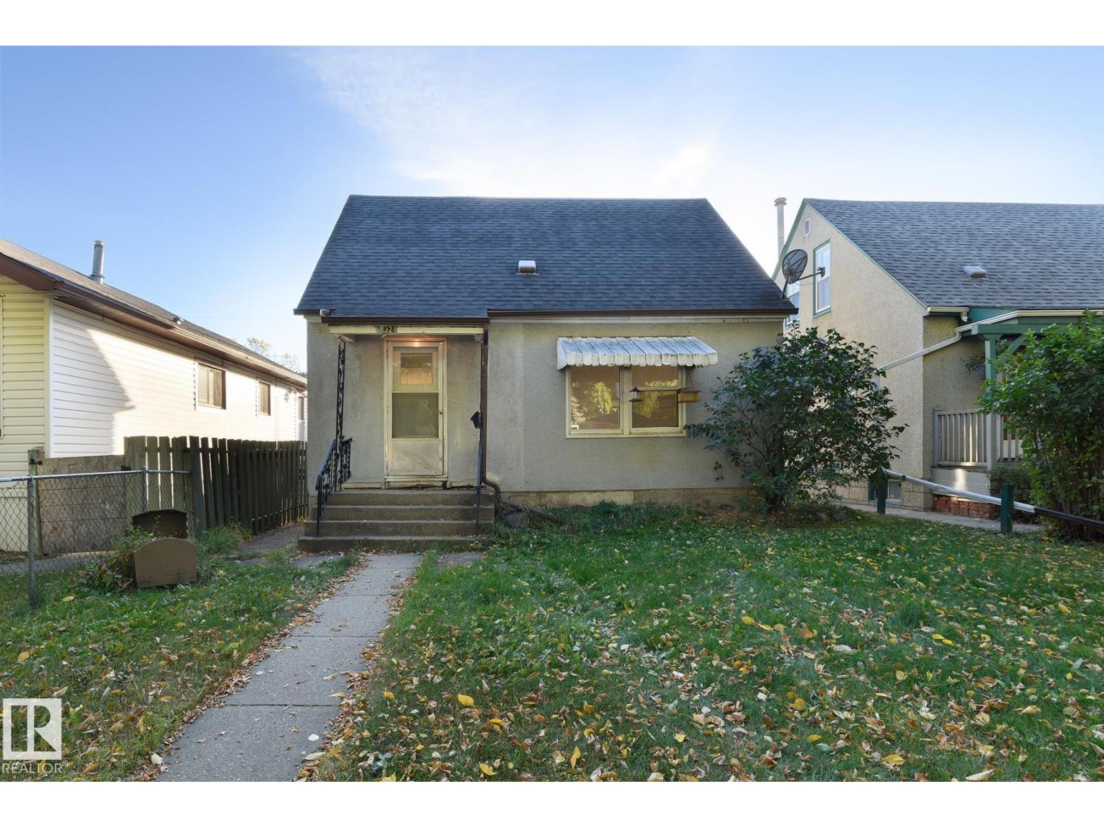 MLS® listing #30362170 for sale located at 11321 89 ST NW