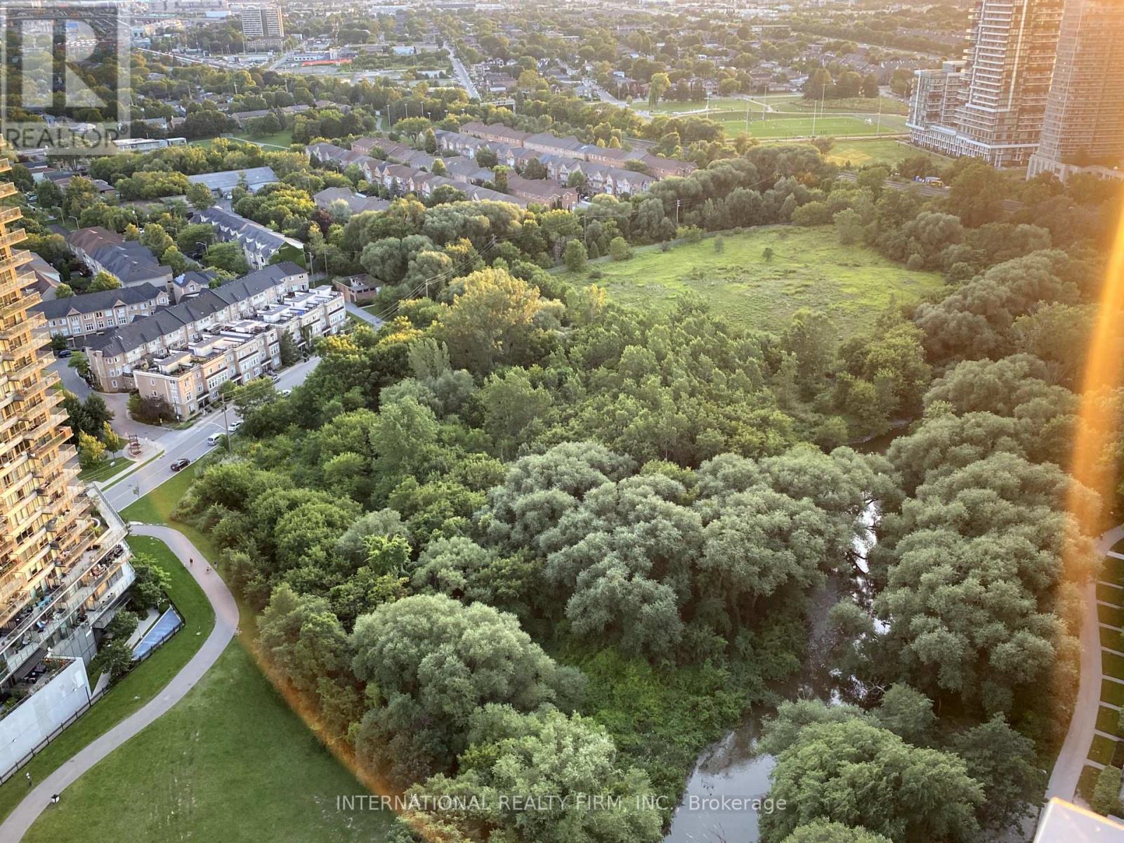 MLS® listing #30362194 for sale located at 3606 - 2212 LAKESHORE ROAD W