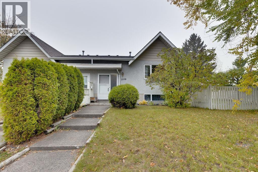 MLS® listing #30362466 for sale located at 2108 6TH AVENUE