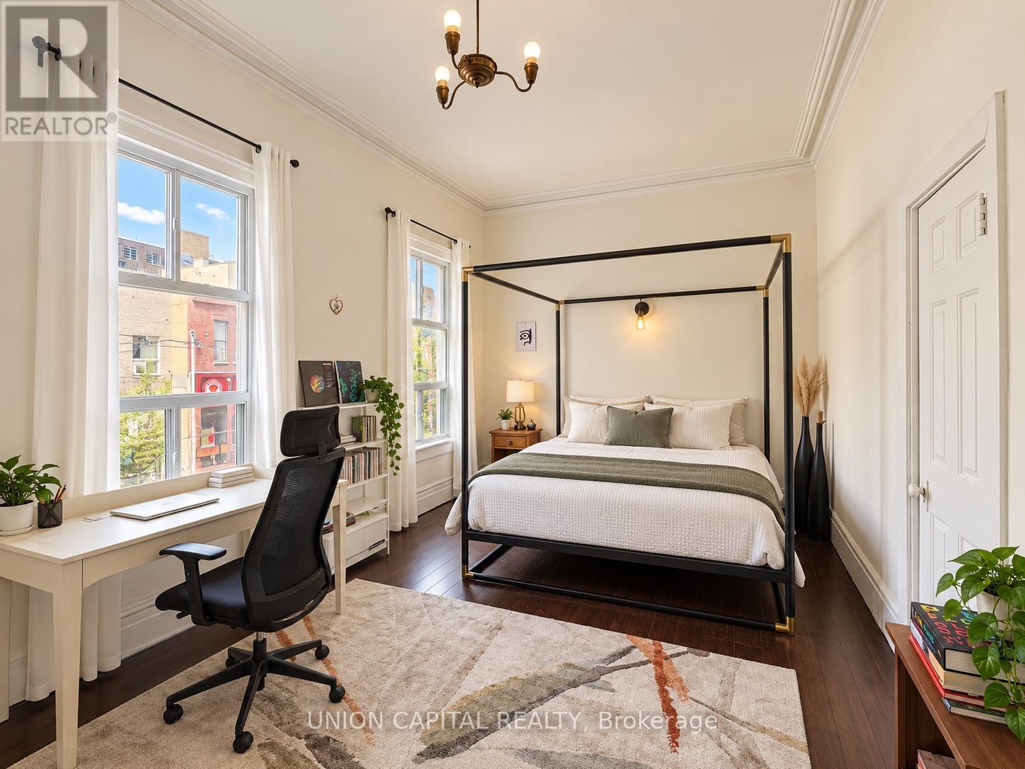 MLS® listing #30363093 for sale located at 2ND FL - 459 QUEEN STREET W