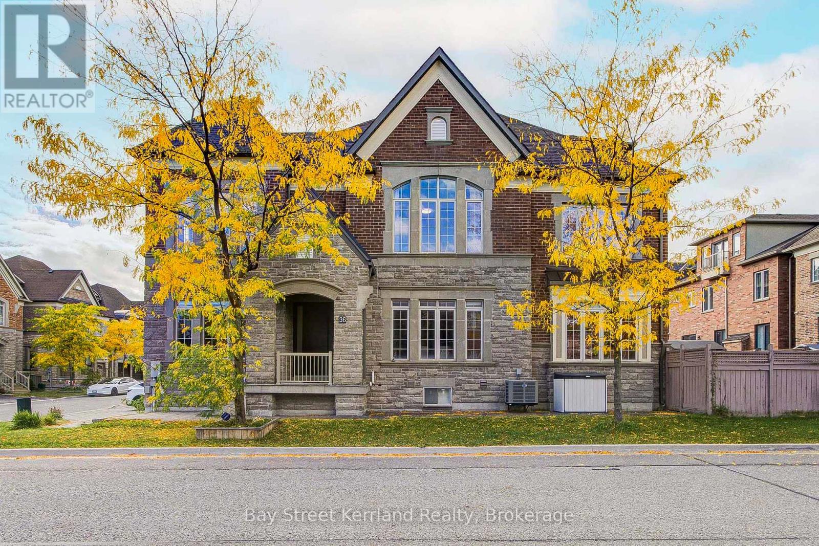 MLS® listing #30363105 for sale located at 36 WILLOW HEIGHTS BOULEVARD