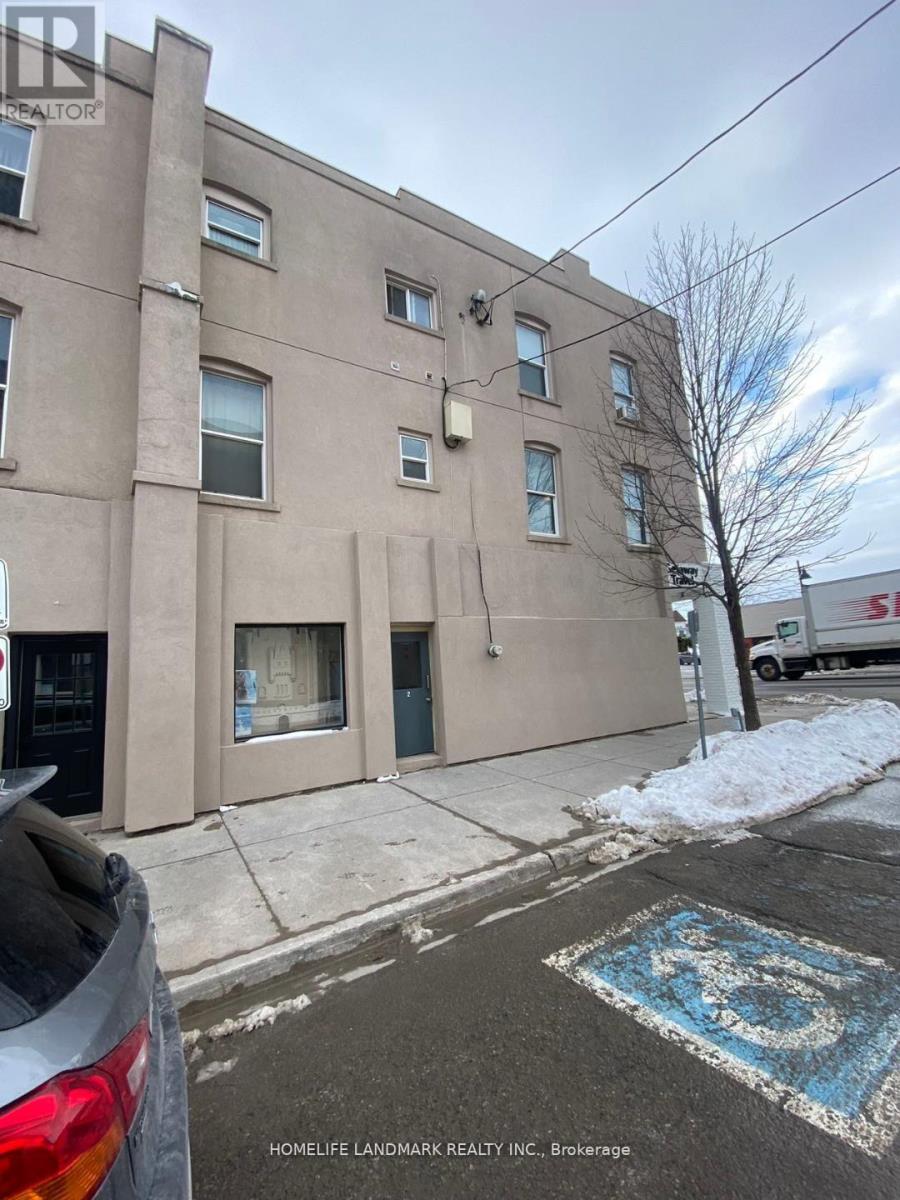 MLS® listing #30363106 for sale located at 6 - 2 BASCOM STREET S