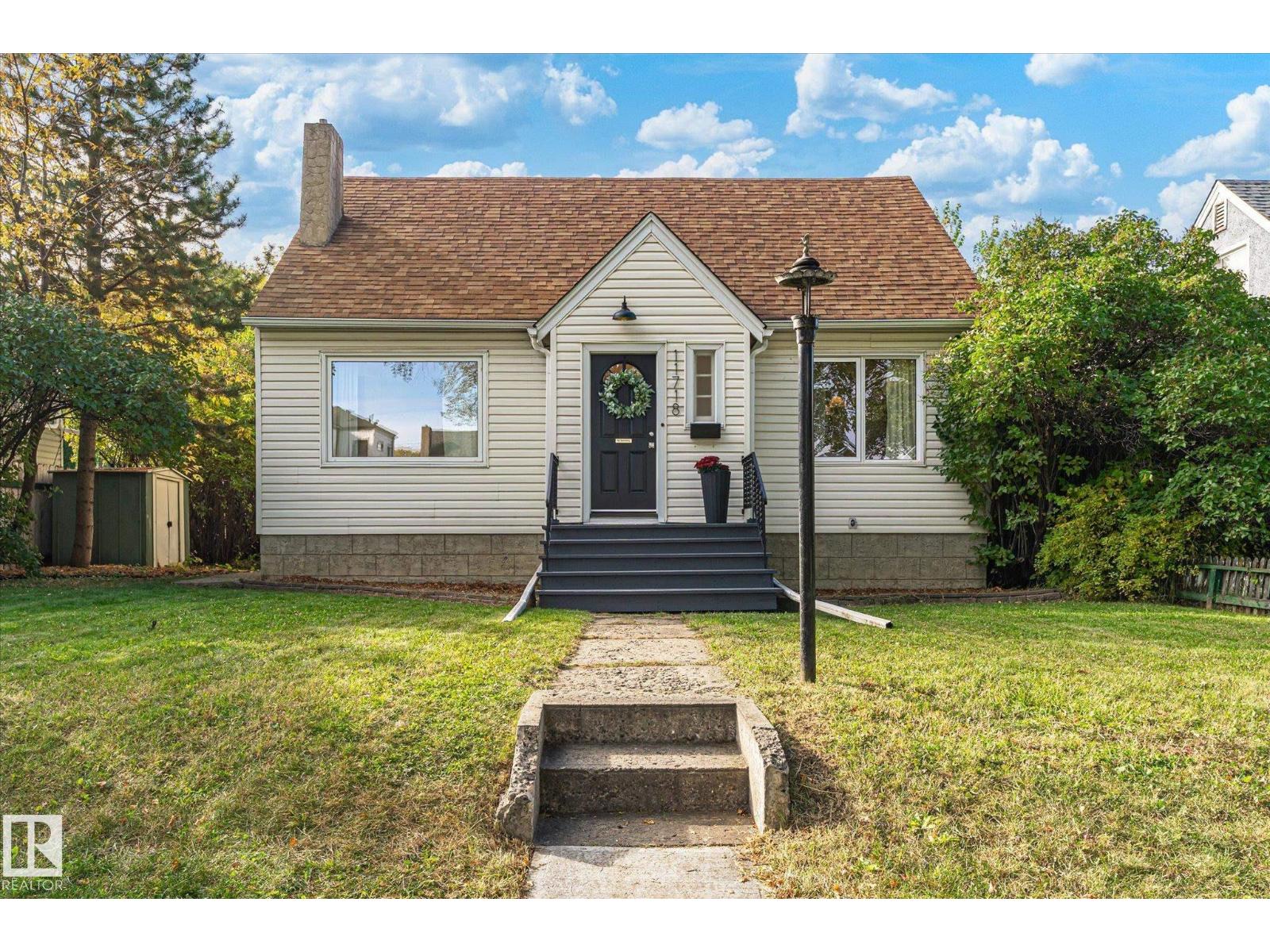 MLS® listing #30363135 for sale located at 11718 129 ST NW
