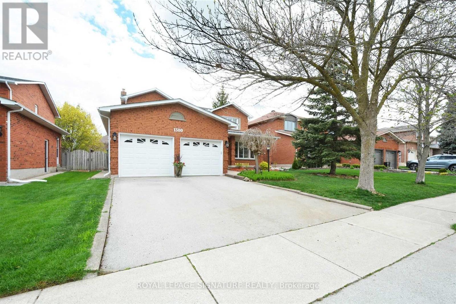 MLS® listing #30363421 for sale located at 1380 WINDRUSH DRIVE