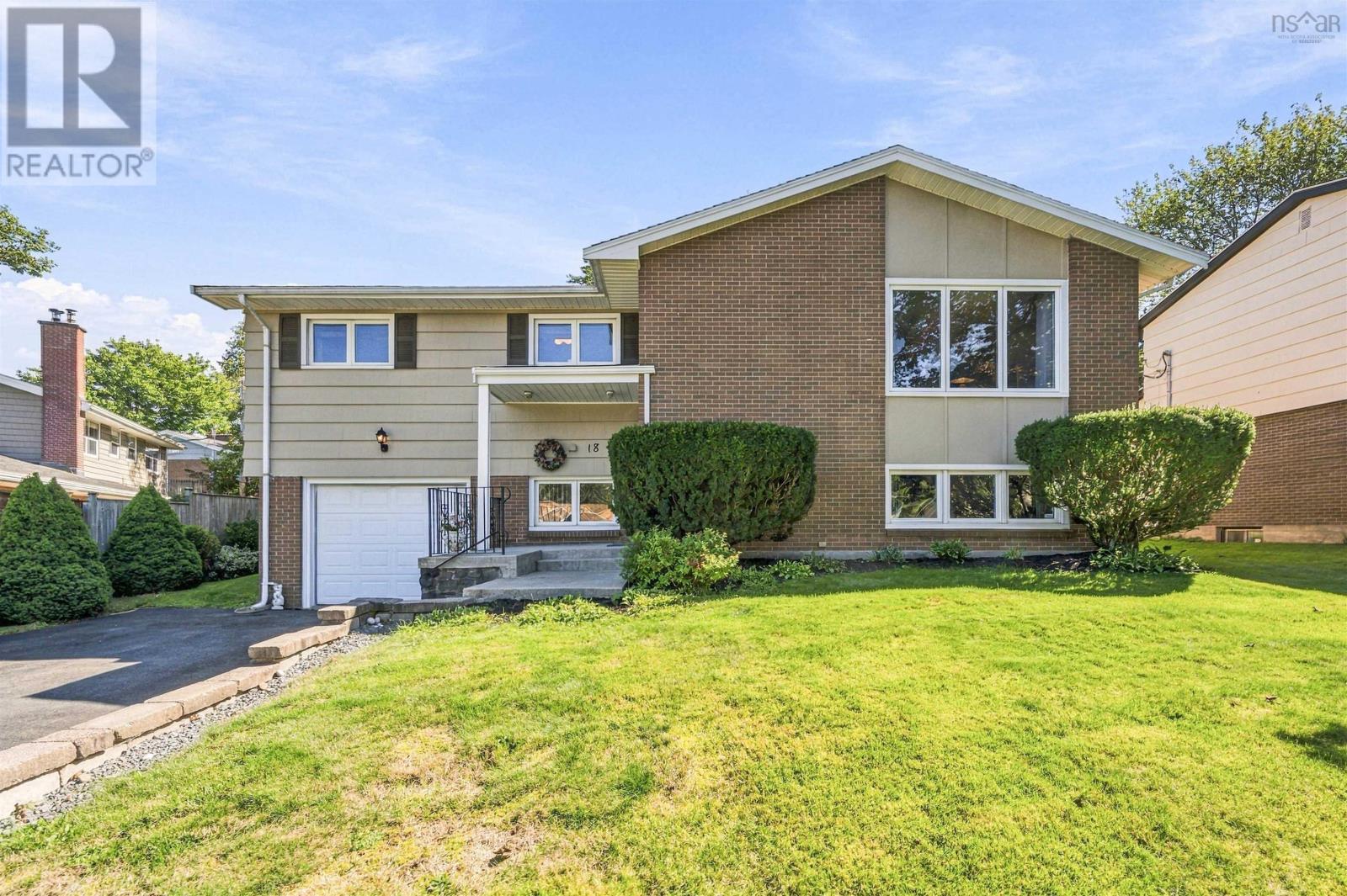 MLS® listing #30363452 for sale located at 18 Northcliffe Lane