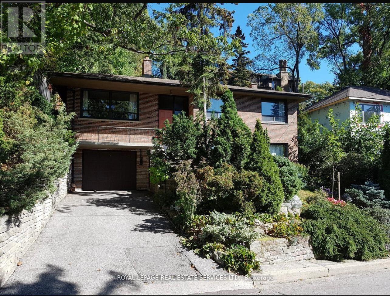 MLS® listing #30363837 for sale located at 15 WILLARD GARDENS