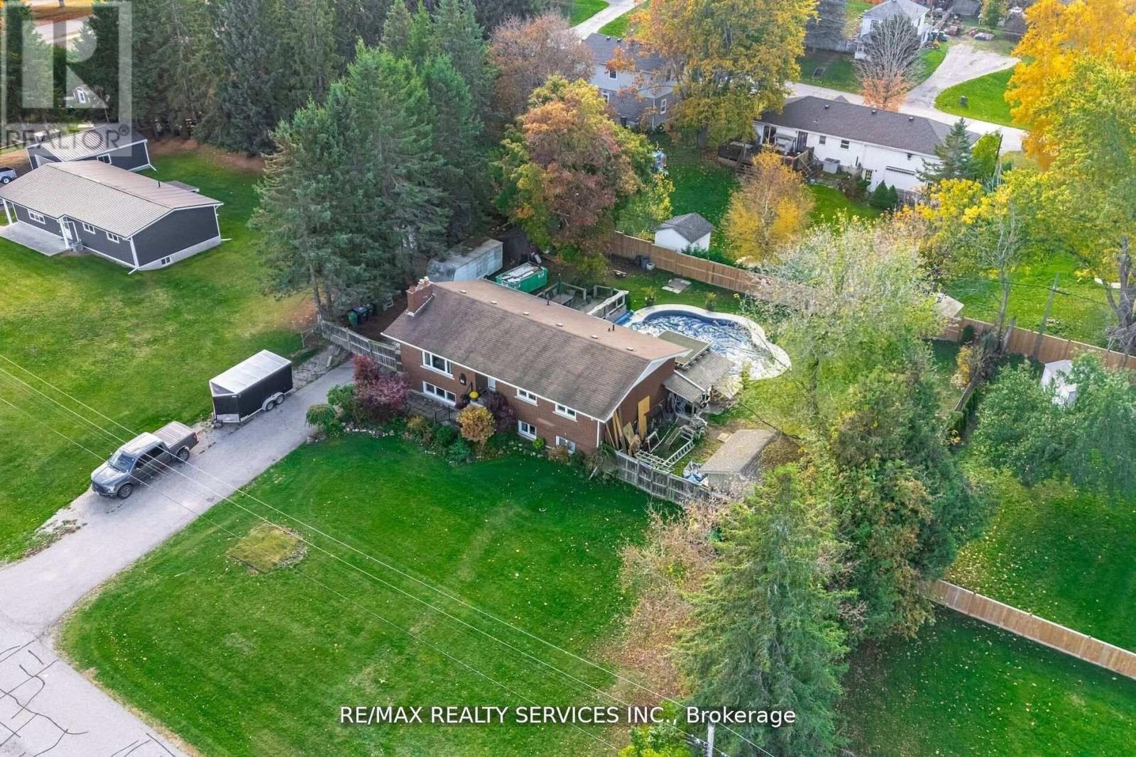 MLS® listing #30364746 for sale located at 32 CALEDON STREET