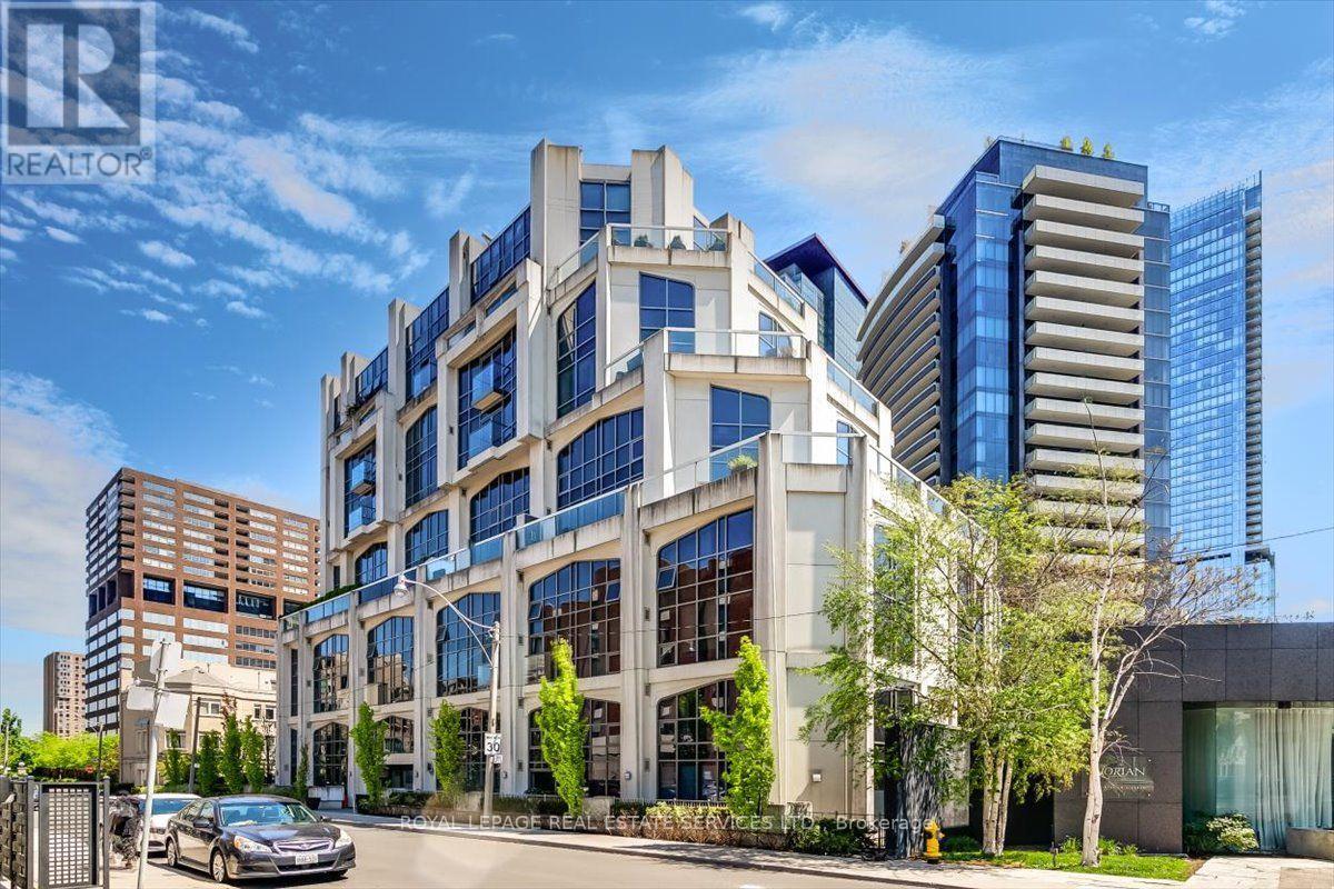 MLS® listing #30365390 for sale located at 108 - 3 MCALPINE STREET