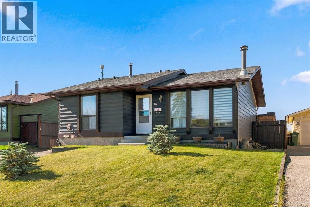 MLS® listing #30365415 for sale located at 84 Glendale Way
