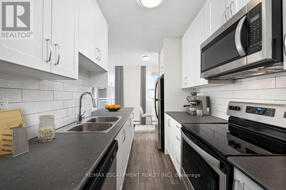 MLS® listing #30365516 for sale located at 306 - 607 HERITAGE DRIVE