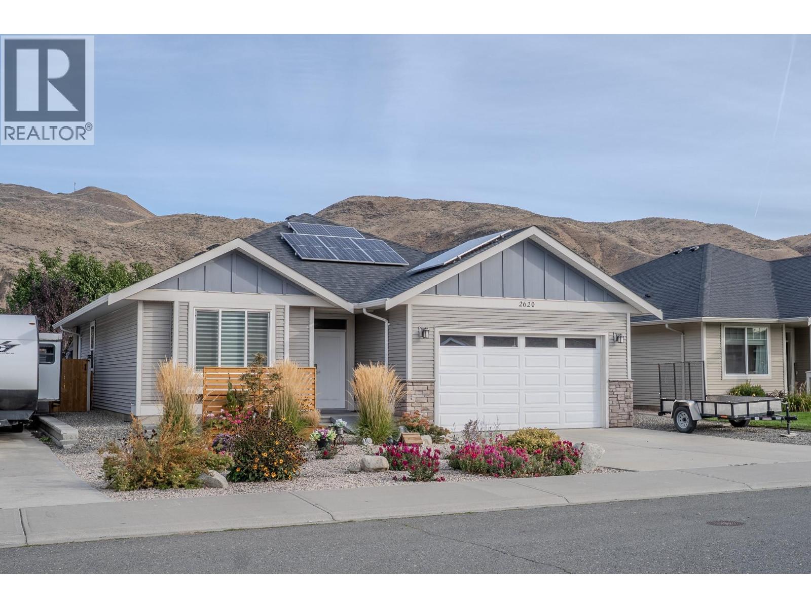 MLS® listing #30367035 for sale located at 2620 ROSEWOOD Avenue