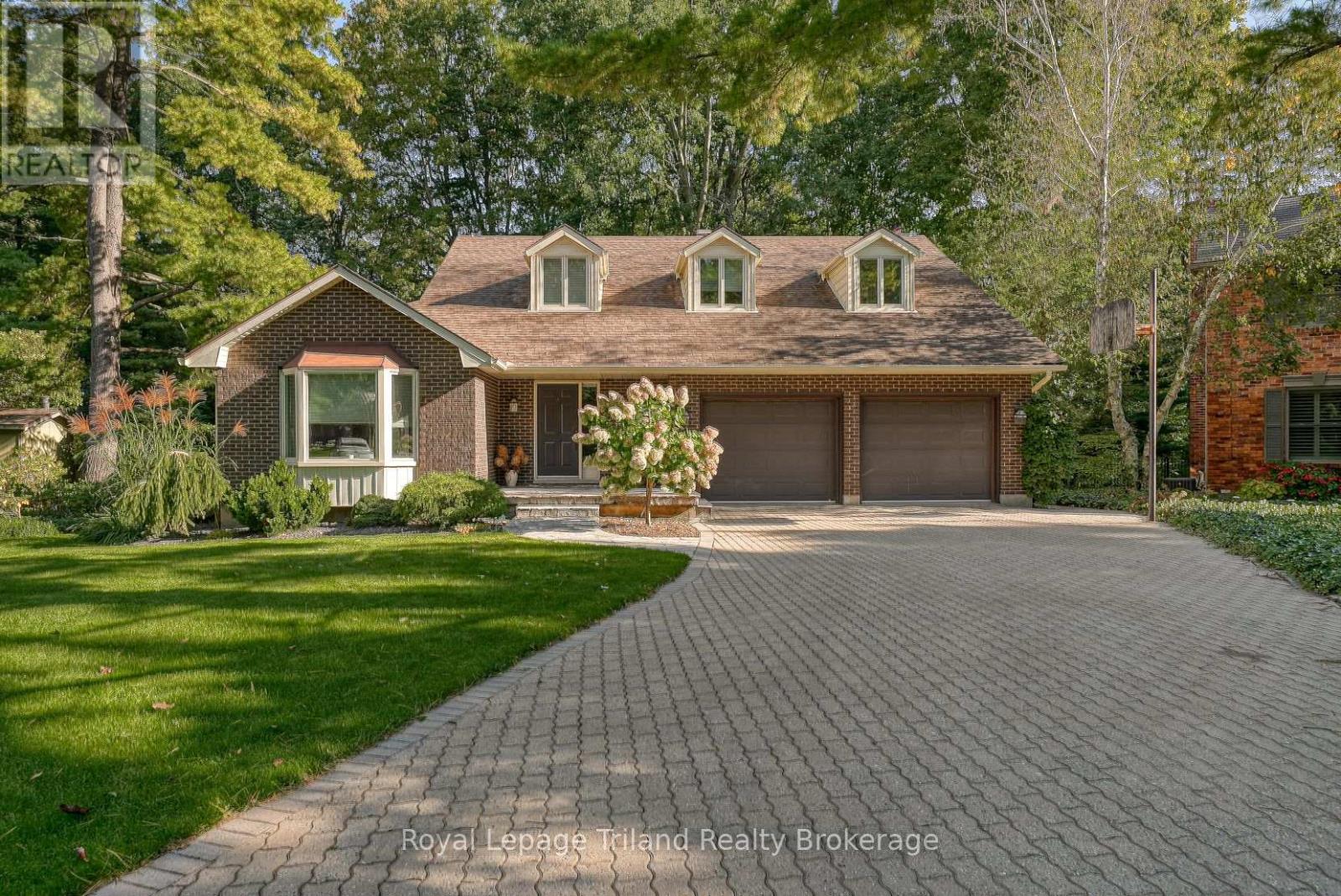 MLS® listing #30368464 for sale located at 28 SEGAL DRIVE