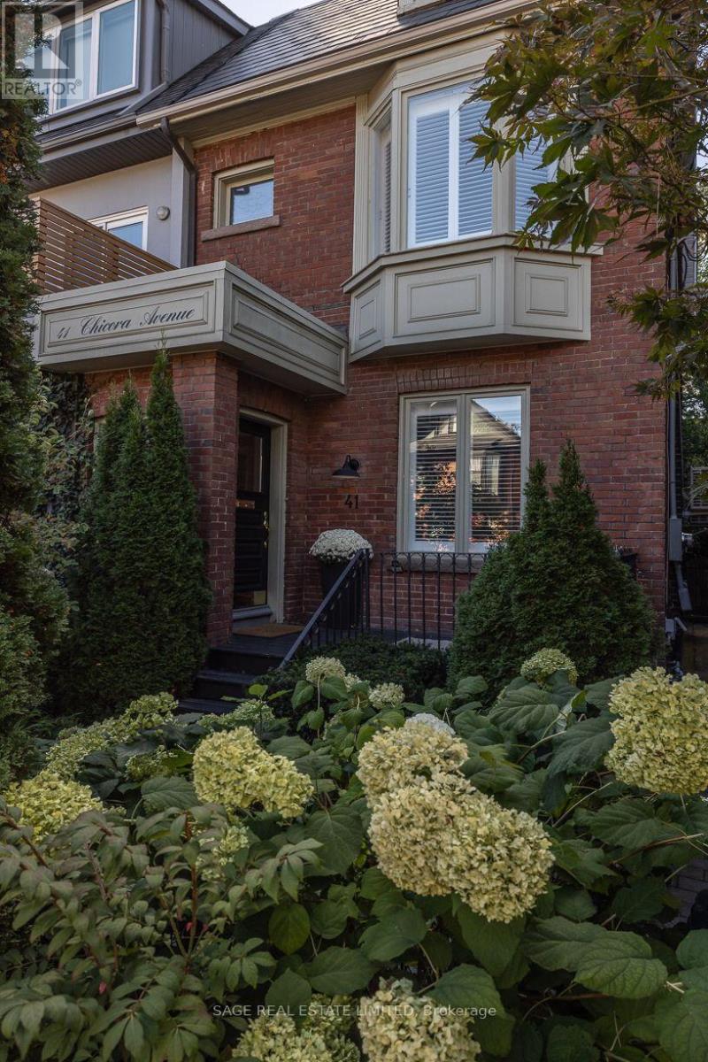 MLS® listing #30368503 for sale located at 41 CHICORA AVENUE