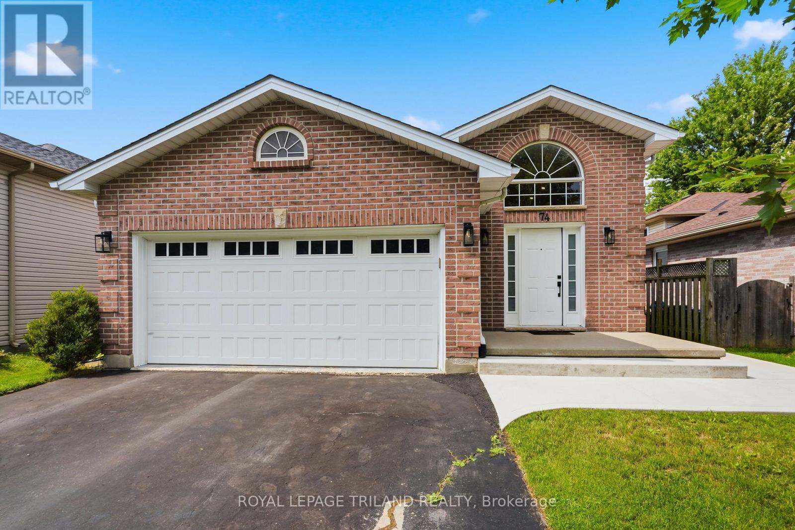 MLS® listing #30368579 for sale located at 74 KENNEDY PLACE