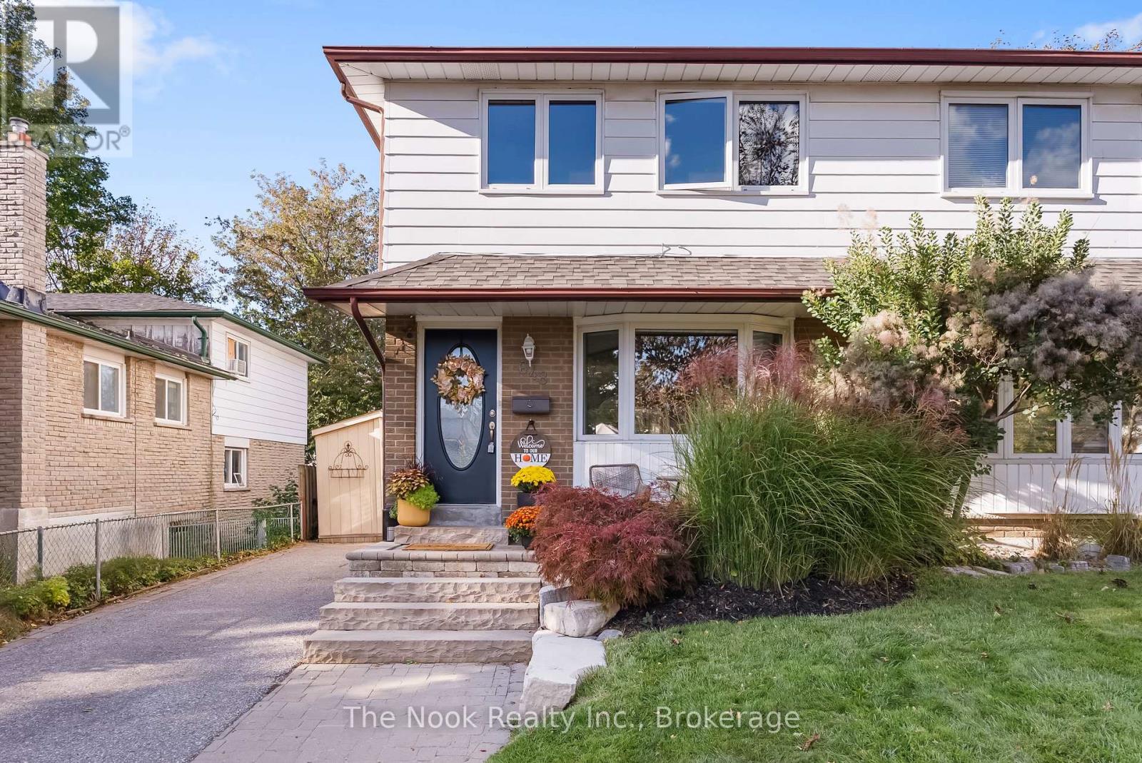 MLS® listing #30368628 for sale located at 648 BERWICK CRESCENT