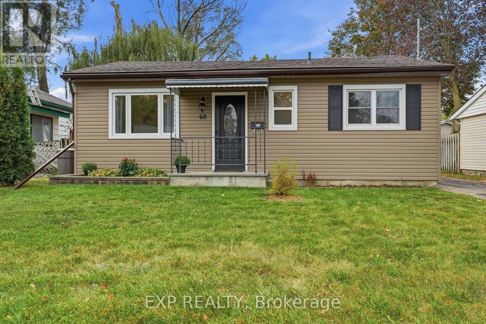 MLS® listing #30368942 for sale located at 68 LOUIS STREET
