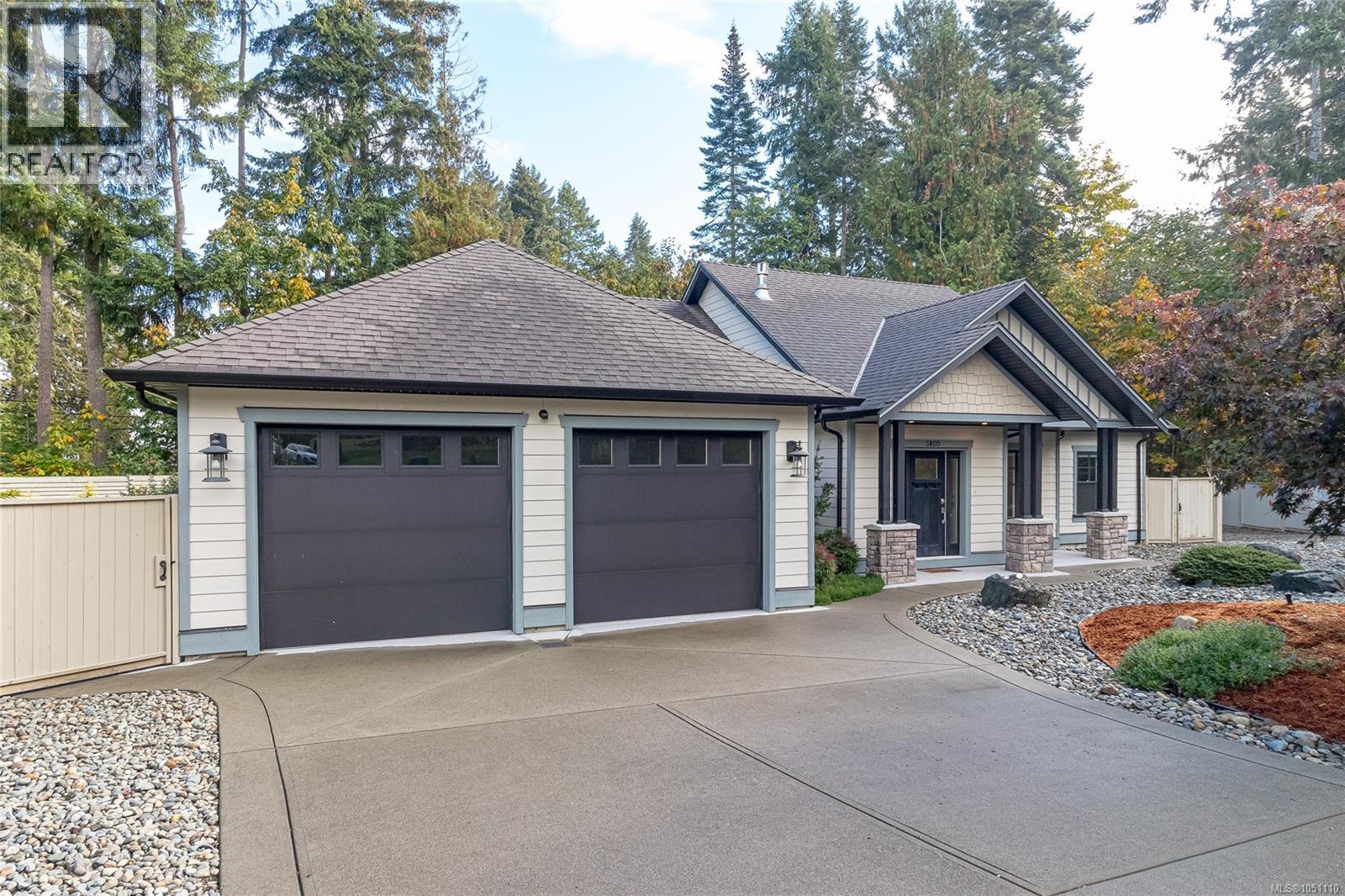 MLS® listing #30368961 for sale located at 3800 Creekside Dr
