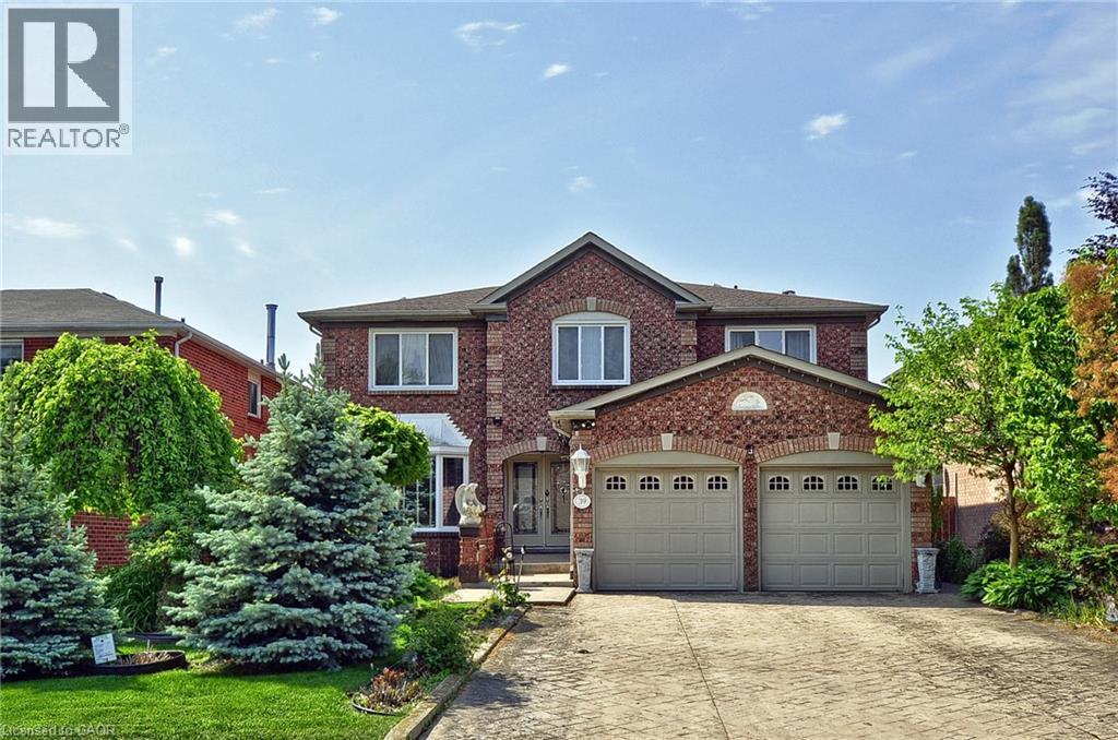 MLS® listing #30369467 for sale located at 39 PEREGRINE Crescent